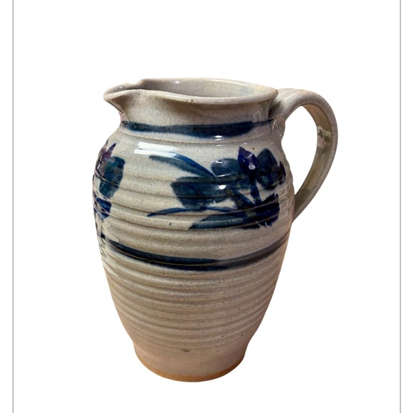 Artist Signed, Handmade Studio Pottery Pitcher. - Picture 2 of 7